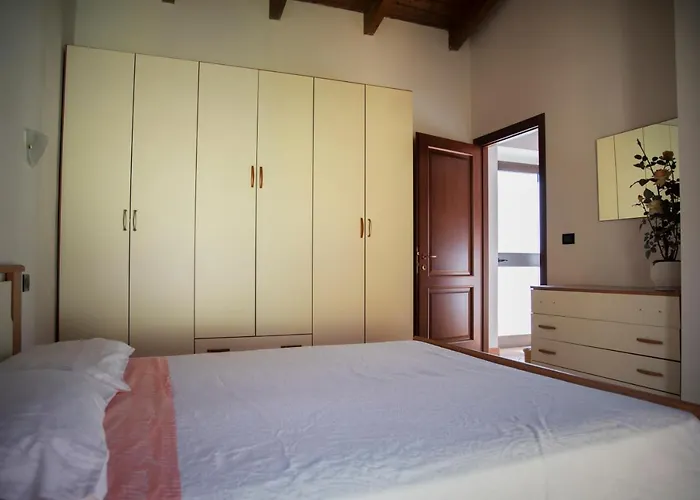 Acqua Di Lago Bed & Breakfast *